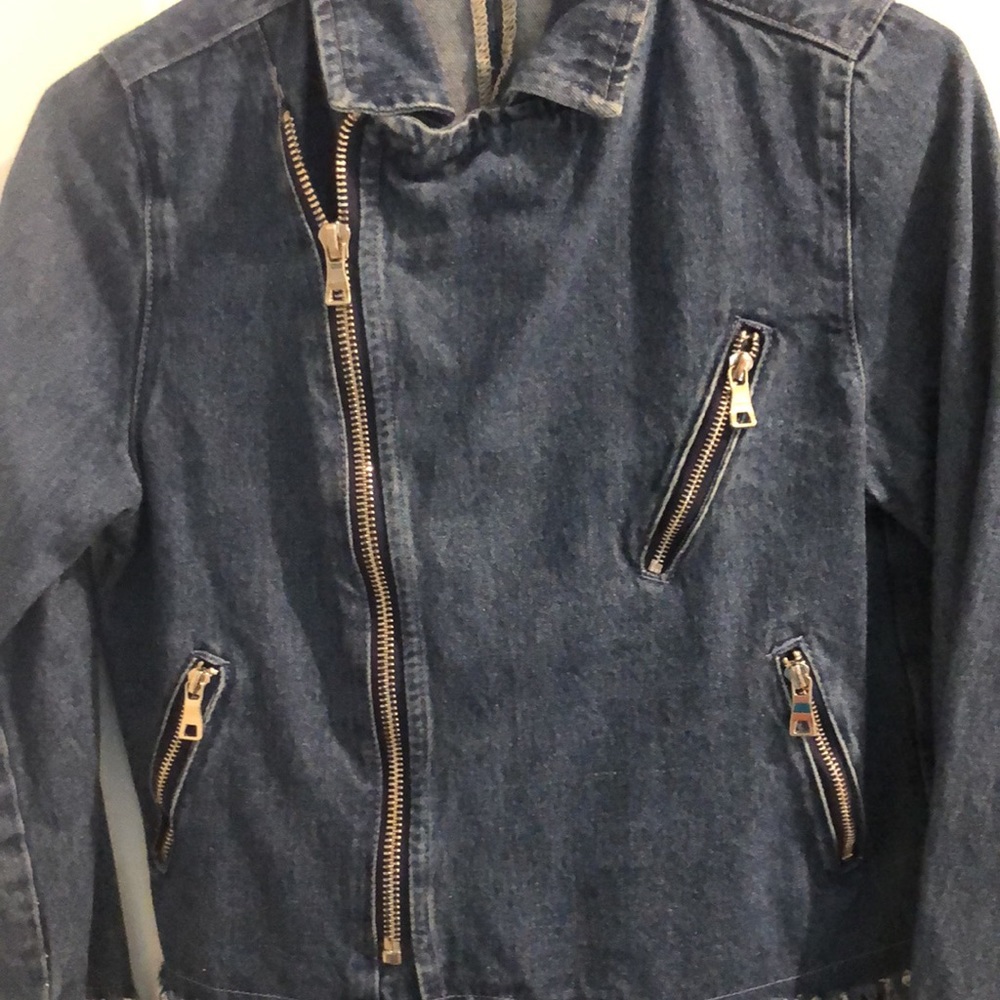 Hot & Delicious Jacket View 4
